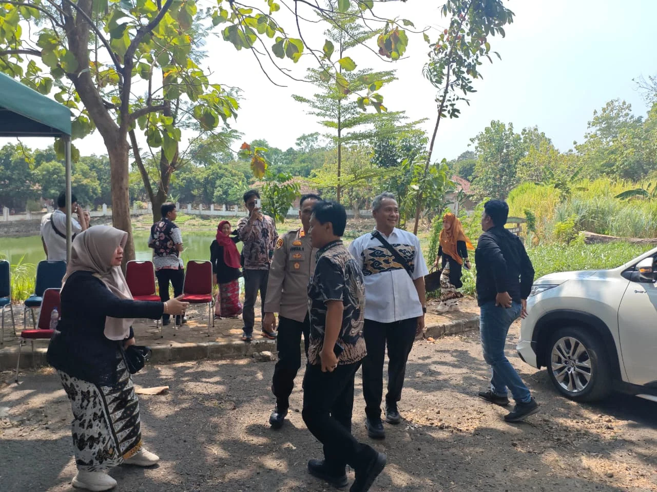 Lurah Argasunya Mendampingi Wali Kota Cirebona